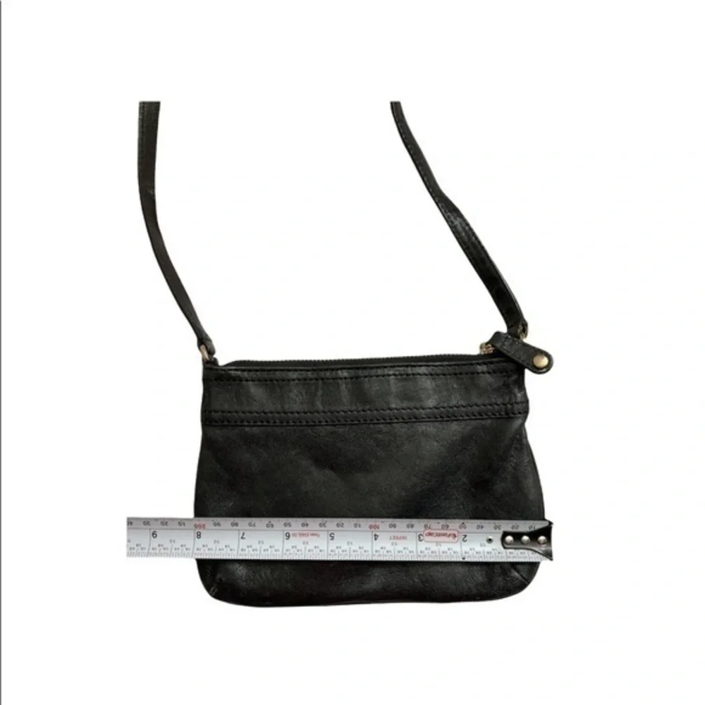 Michael kors back leather crossbody bag